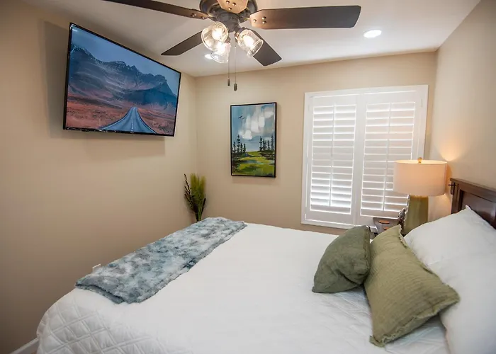 5 Star Luxury With Private Pool And Cozy Firepit Holiday home Yuma