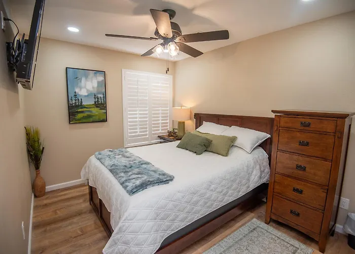 5 Star Luxury With Private Pool And Cozy Firepit Holiday home *