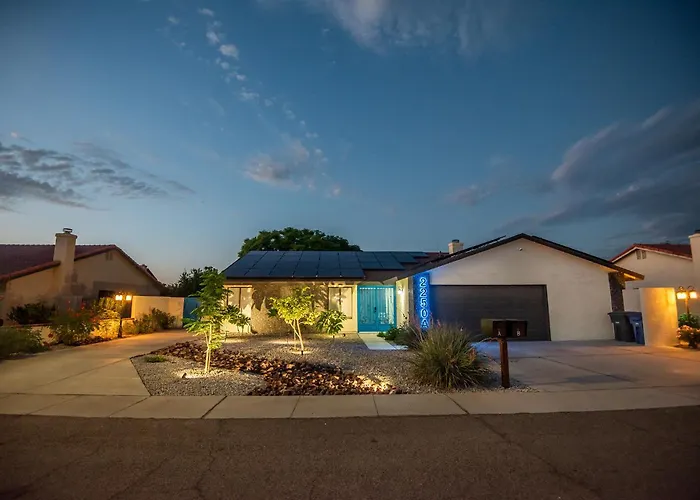 Holiday home 5 Star Luxury With Private Pool And Cozy Firepit